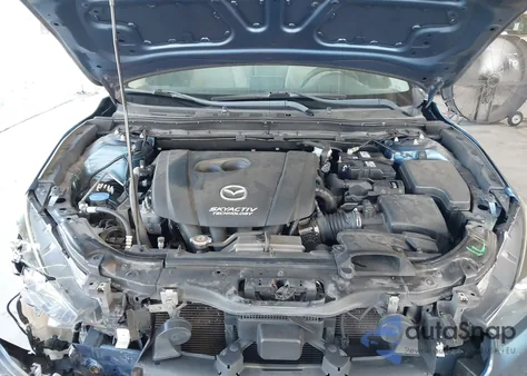 2018 Mazda Mazda3 Sport из США, поврежденный, VIN 3MZBN1U70JM225828